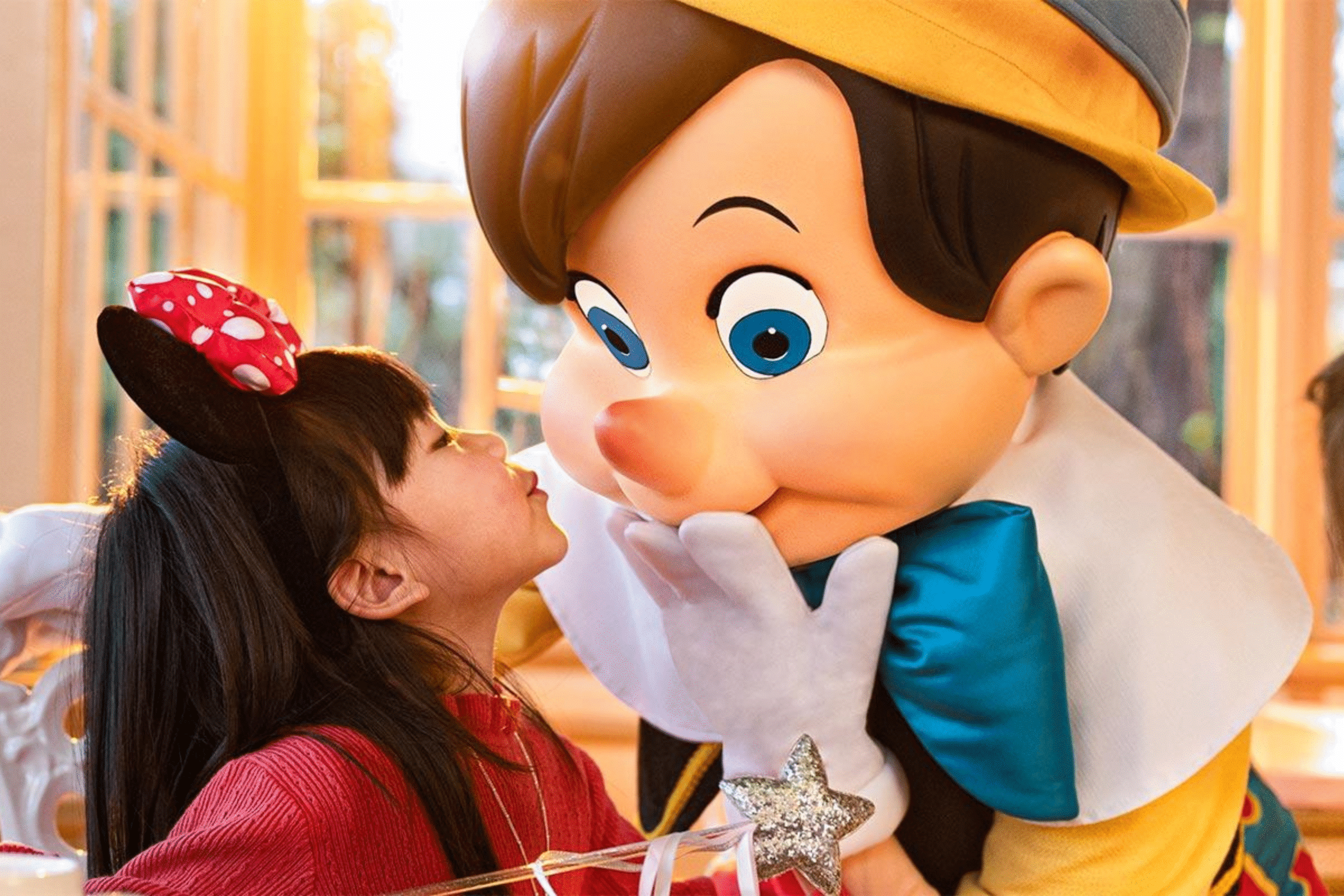 Dining with Disney characters at Disneyland Paris