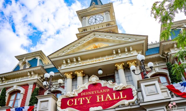 Visitor Services at Disneyland Paris: City Hall
